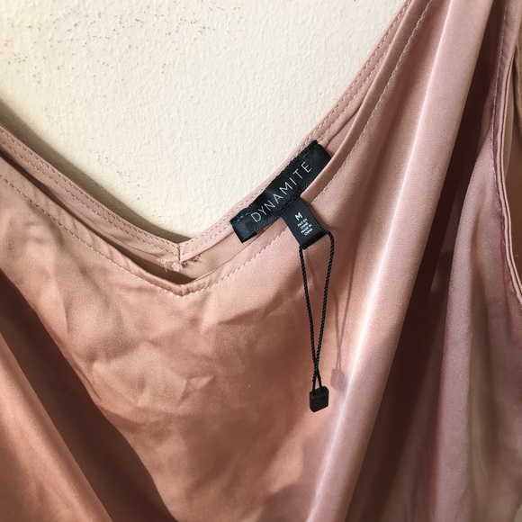 Dynamite Satin Pink Tie Front Tank Like New Size M - Picture 5 of 6